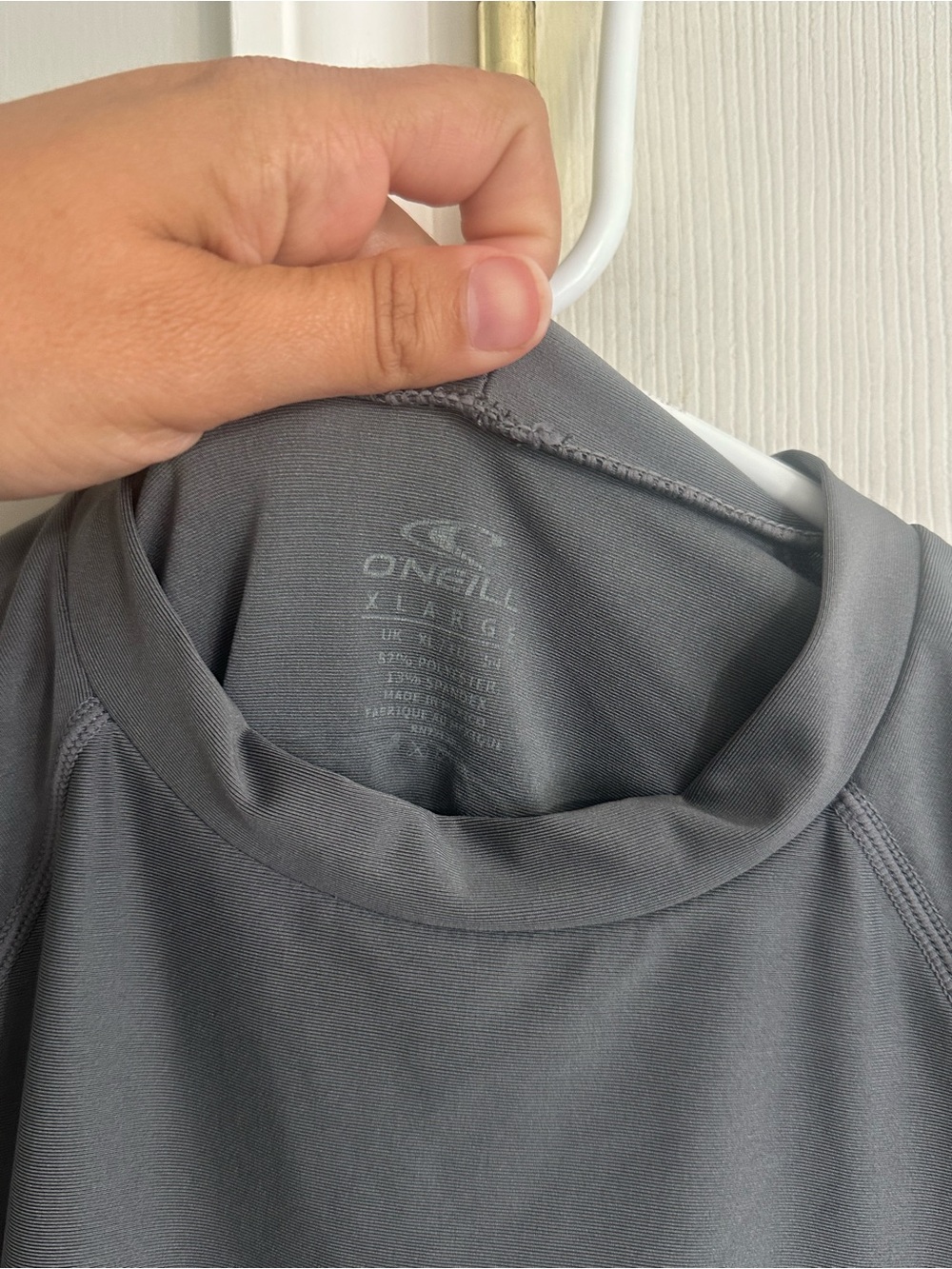 O’Neill Rash Guard - Picture 4 of 4